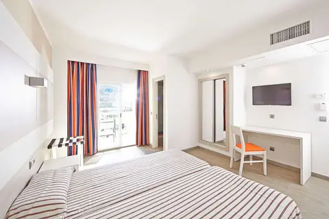Ahoi! Urban Beach Hotel in Palma, foto 3