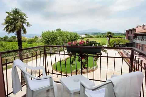 Hotel Bella Lazise in Colà di Lazise — foto 5