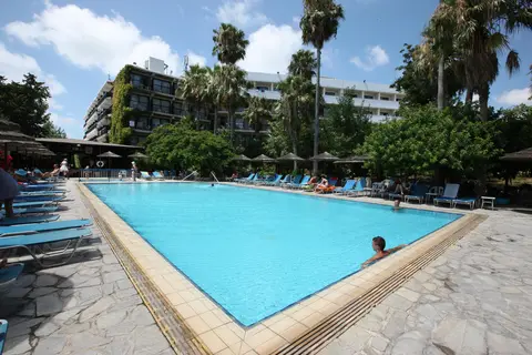 Veronica Hotel in Paphos — foto 10