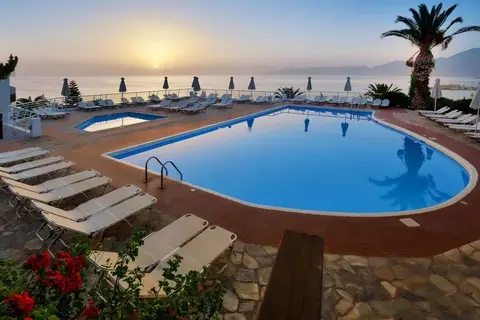 Hersonissos Village Hotel & Bungalows in Χερσόνησος
