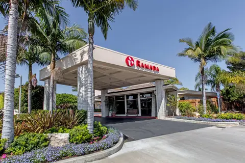Ramada by Wyndham Santa Barbara in Santa Barbara — foto 3