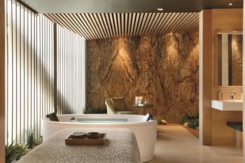 Andaz Capital Gate Abu Dhabi in Abu Dhabi — foto 21