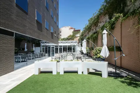 Hotel Granada by Pierre & Vacances in Granada — foto 13