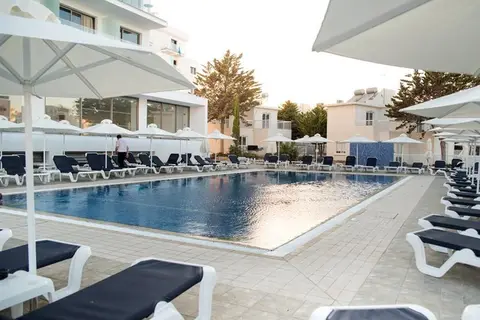 Mandali Hotel in Παραλίμνι — foto 8
