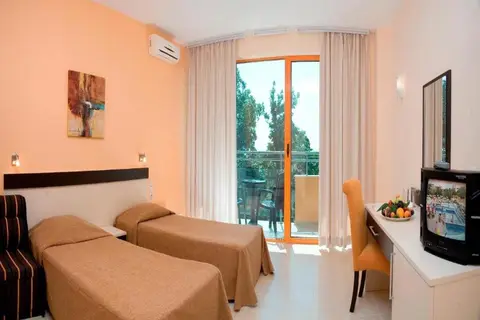 Hotel Sunrise in СПА център Ривиера Бийч — foto 25