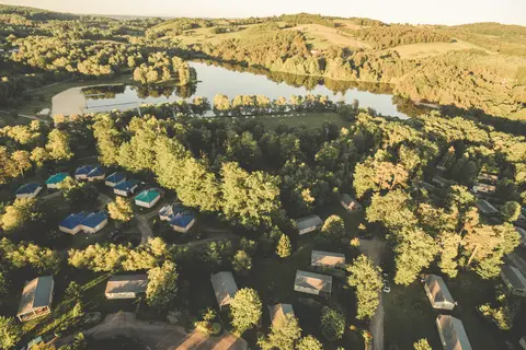 Vakantiepark Hameaux De Miel in Beynat — foto 6