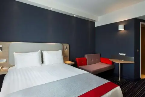 Holiday Inn Express Geneva Airport in Meyrin — foto 3