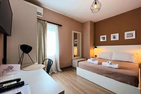 Oda Hotel Tirana in Tirana — foto 2