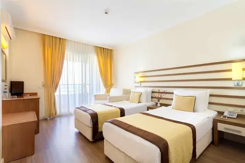 Akbulut Hotel & Spa in Kuşadası — foto 4