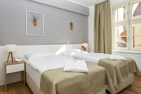 Hotel Garden Court in Praag — foto 2