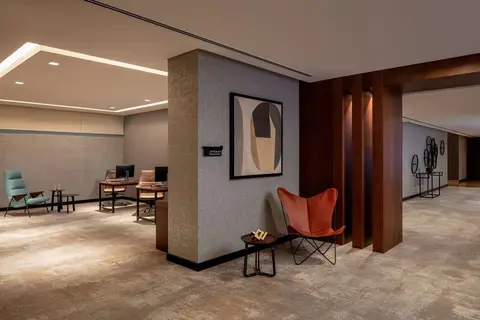 DoubleTree by Hilton Dubai M square Hotel & Residences in Dubai — foto 12