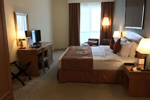 Golden Tulip Sharjah in Sharjah — foto 13
