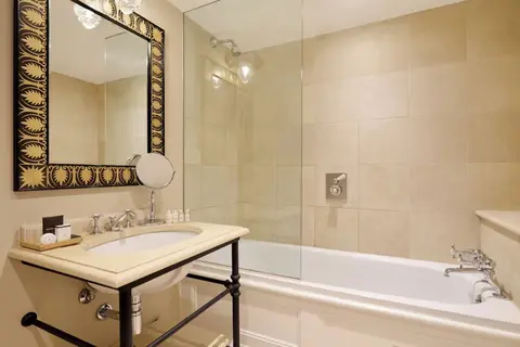 Roseate House London in Londen