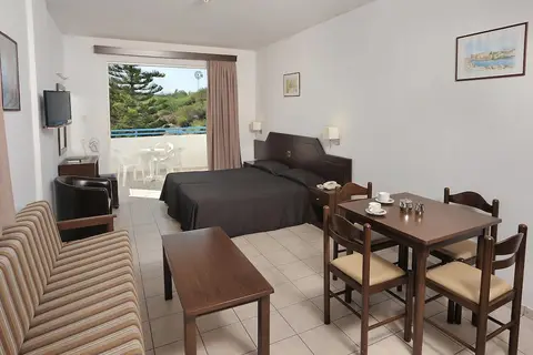 Petrosana Hotel Apts in Ayia Napa — foto 29