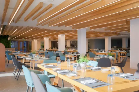 Radisson Blu Hotel, Larnaca in Larnaca — foto 5