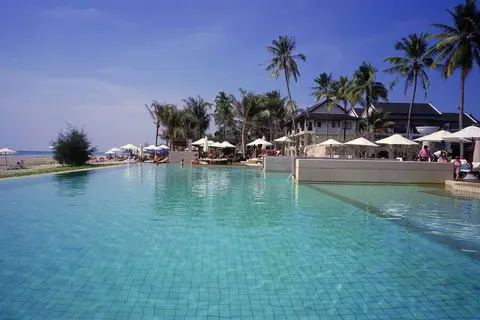Apsara Beachfront Resort & Villa in คึกคัก — foto 3