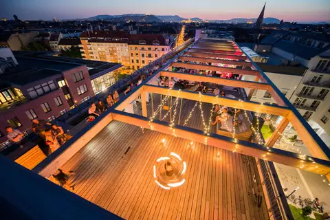 Dean's Home Budapest in Boedapest — foto 9