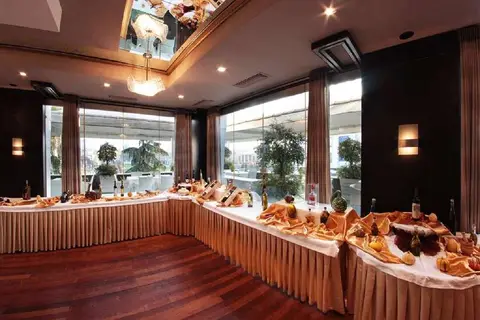 Tirana International Hotel & Conference Centre in Tirana, foto 11