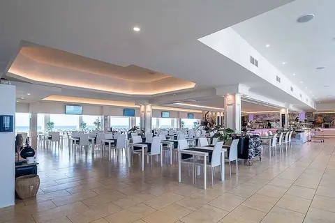On Hotels OceanFront in Almonte — foto 6