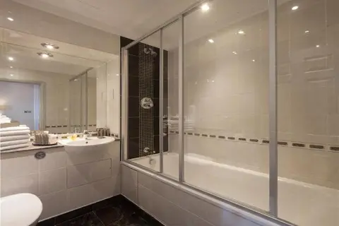 Strathmore Hotel in Londen — foto 20