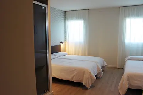 Urban Dream Hotel Nevada in Armilla — foto 30