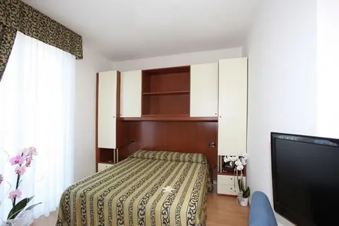 Hotel Santiago in Rome — foto 2