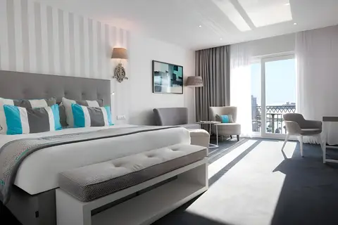 Hotel Juliani in San Ġiljan — foto 23