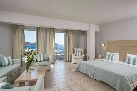 Manoulas Mykonos Beach Resort in Άγιος Ιωάννης Διακόφτης — foto 4