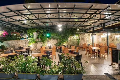 Zeus Eleva Kassandra Lagoon in Renaissance Hanioti Resort, foto 4