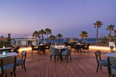 Leonardo Crystal Cove Hotel and Spa by the Sea in Paralimni — foto 5