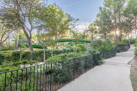 Pont Royal En Provence in Mallemort — foto 24