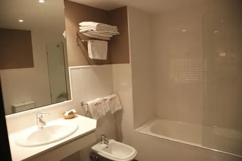 Hotel Cesaraugusta in Zaragoza — foto 23