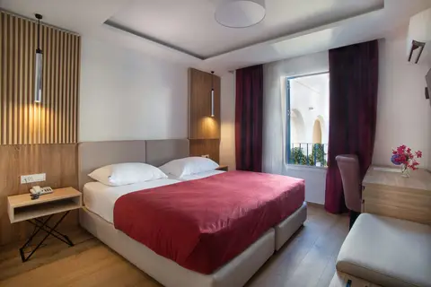 Slovenska Plaza Resort in Budva — foto 3