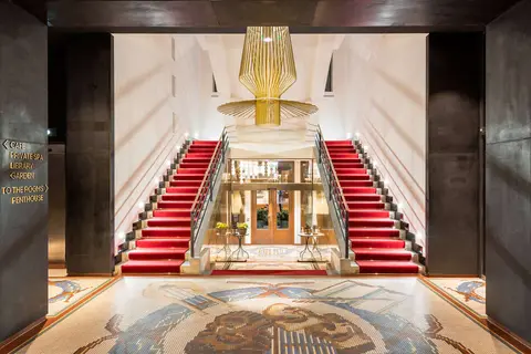 Mosaic House Design Hotel in Praag — foto 10