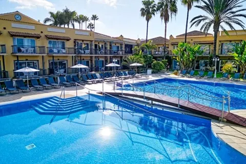 Bull Vital Suites & Spa in Las Palmas
