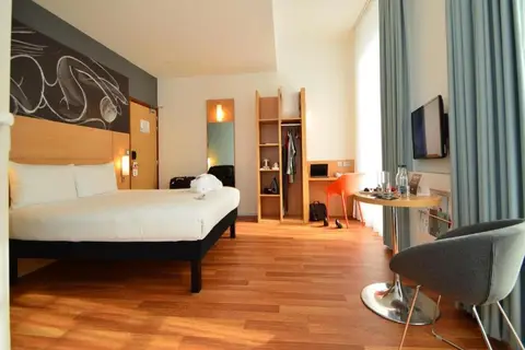 Hotel ibis Edinburgh Centre South Bridge - Royal Mile in Edinburgh — foto 26