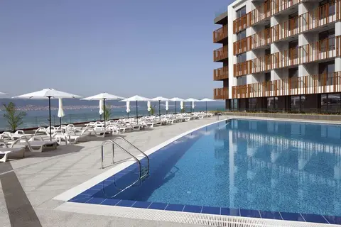 Paradiso Aparthotel in Несебър