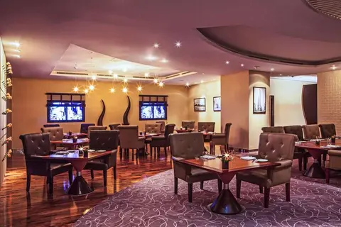 Fairmont Dubai in Dubai — foto 13