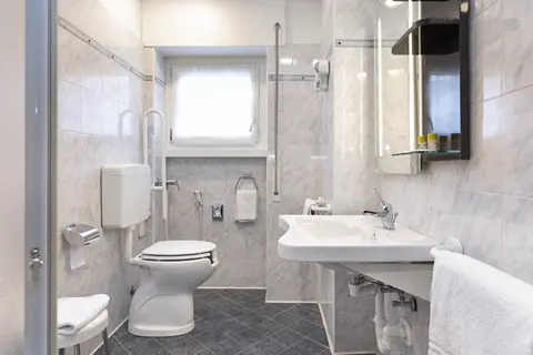 B&B HOTEL Como City Center in Bardolino — foto 17