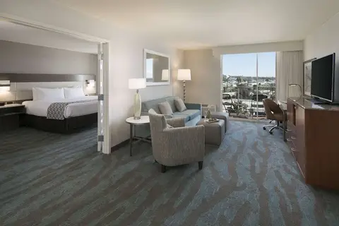 Crowne Plaza Ventura Beach in Ventura — foto 23