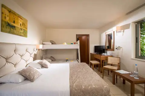 Bella Beach Hotel in Chersonisos Municipal Unit, foto 16