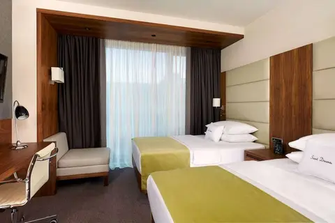 DoubleTree by Hilton Hotel Zagreb in Zagreb — foto 18