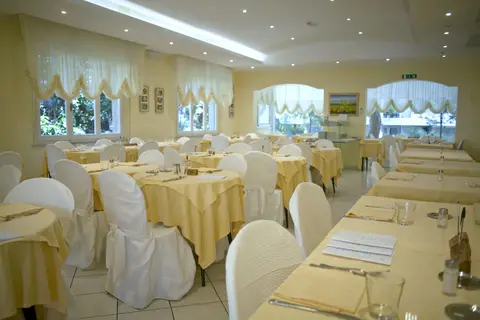 Hotel Cannes in Riccione, foto 4