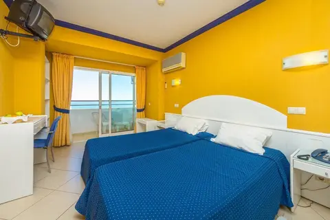 Atismar Hotel in Quarteira — foto 22