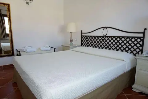 Hotel Monti Di Mola in Arzachena — foto 7