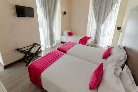 LX Rossio Hotel in Almada — foto 24