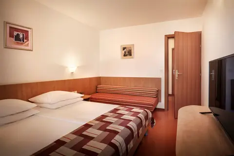 San Marino Hotel in Lopar — foto 18