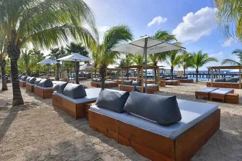 Kontiki Beach Resort in Willemstad
