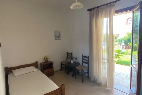 Sirocco Apartments in Chersonissos — foto 21