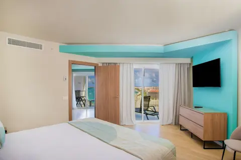 Hotel Riu Palace Antillas in West Punt — foto 19